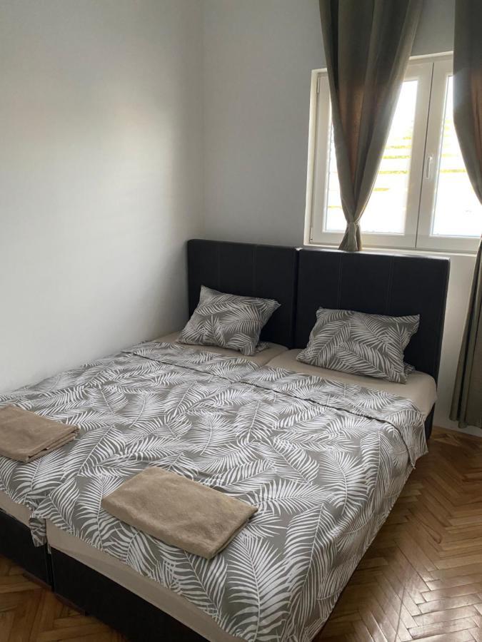 Apartmani Home 자예카르 외부 사진